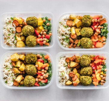 pexels-ella-olsson-572949-1640771